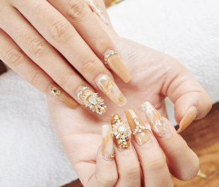 Manicure & Pedicure Nail Art